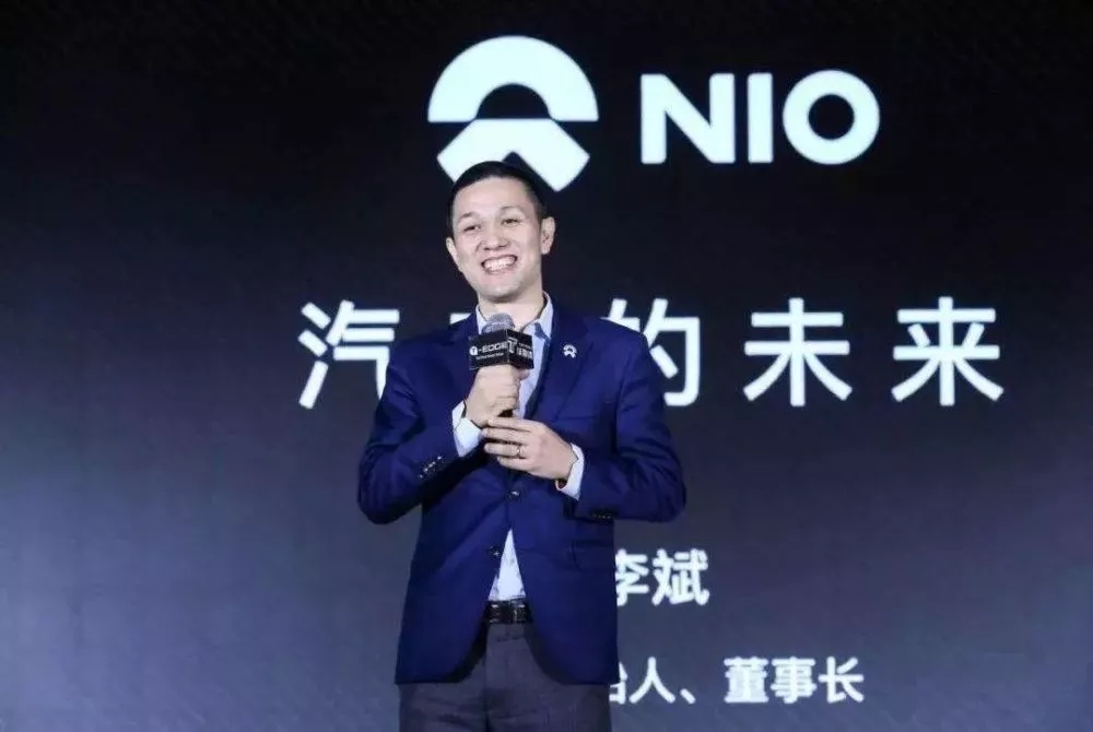 为了自我鼓励,他还接受了蔚来ceo李斌的赌局—谁能在2018年交付