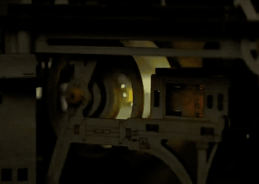 最有情怀的成人玩具,diy一台老式放映机,放自己的老电影