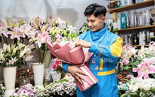 闪送|鲜花宅急送与爱情保卫者