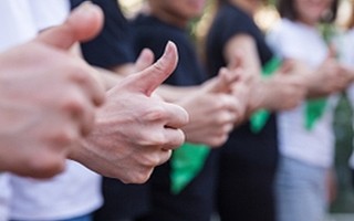 拼多多上市后质疑声不断,监管机构介入调查