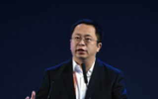 【大咖】周鸿祎除了会“开大炮”也还勤读书  来看看，他给创业者推荐的2015年必读书单！