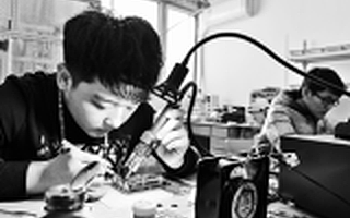 一边是激情，一边是挫折 创业大学生的困惑与期待