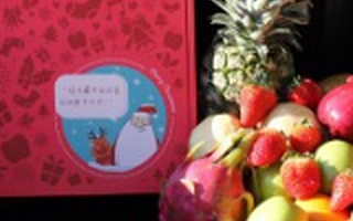 圣诞乘坐特斯拉有机会获平安果礼盒 本来生活携手AA租车推水果专车