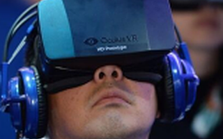 Facebook設立社交VR部門 首次考慮融合社交網絡和VR