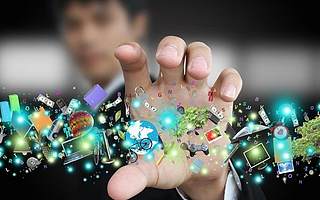 血淋淋的问题直击电商人的内心!(传统企业如何把握电商的风口)