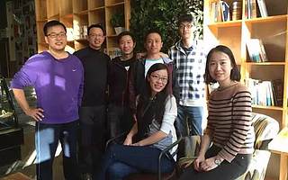 只需一轮天使融资，这个高智商团队已靠自己发展壮大！