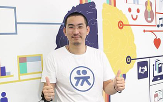 卖婚房创业，他为中小微企业做“财务外包”