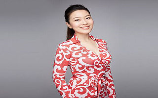 衣二三刘梦媛:“租”普拉达的女魔头,让用户把时装周穿回家