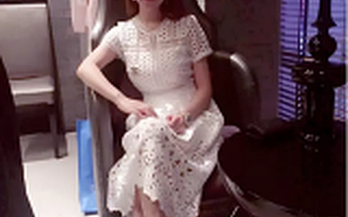 曾在天桥摆地摊,92年CEO胡婷婷,现要掘金新媒体集团!