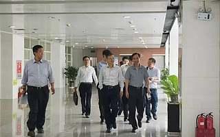 2016年5月科技部领导莅临全球蛙众创平台指导工作