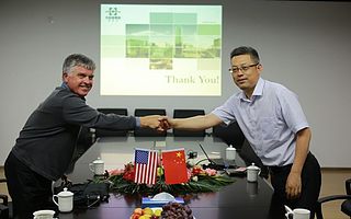 美国市长走进上海的中关村