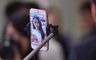 直播热潮:投资人也不知为什么有人愿看女孩逛街吃饭