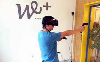 上班想玩游戲該怎么說:老板,帶你體驗最新科技!