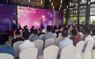 苏河汇推创投圈“西部开发” 古镇路演9项目PK赢融资