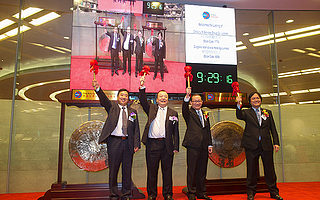 地产转型升级,万达物业20亿下嫁花样年为哪般?