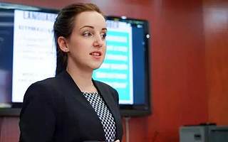 她写下这篇活动记录，为帮助更多的“老外创业者”了解中国商业！