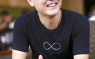 冯颉：他和几位软件老兵是如何携手做到订货SaaS第一的