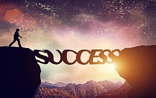 实体店不会倒闭，未来它可能比电商还要疯狂100倍