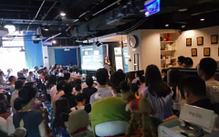 關于VR，他們這樣說