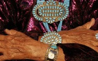 屋檐下的互联网+,文玩也来凑热闹