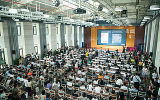 50家顶级投资机构,近百个优质创业项目,蜂巢初橙千人大会为资本回春探路!