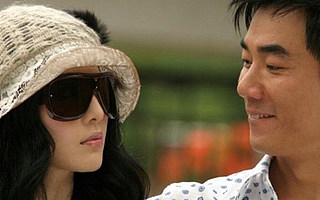 今天,我们用租人app帮你“租”了个女友