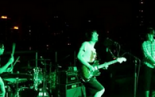 想象中青春应该有的样子，他们拿互联网拼凑出来了