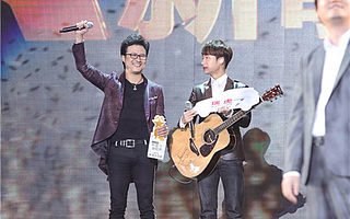 民谣歌手获《新歌声》首冠，背后大佬灿星的IPO之路会止步50亿吗？