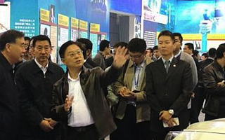 2016雙創周：汪洋參觀百度無人駕駛汽車