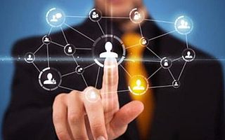 传统企业家谈转型互联网+，未来互联网发展还看实体经济