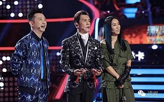 《偶像就该酱婶》停播又复播 李咏哈文的坎坷网综掘金路