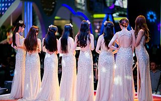 【探秘深圳国际创客周】浅海VR携手网红天团，让你看上帝视角！