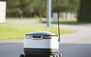 自动送货机器人走上街头 这是要抢人类的饭碗啊