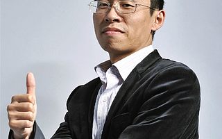 25岁创办途牛,8年后美国上市,这位互联网牛人来自山东