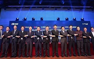 米庄理财|银联牵手京东 支付市场将迎新变局？