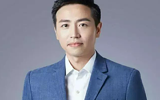 高智商还帅成这样、创业还如此成功,难怪让错过的徐小平心如刀绞