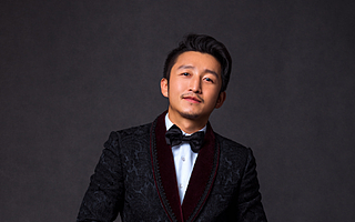 專訪｜世界拳王＋奧運(yùn)冠軍！如今36歲的鄒市明擁有三家公司，生造中國(guó)拳擊產(chǎn)業(yè)