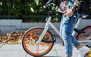 摩拜單車獲富士康戰略投資,華興資本擔任財務顧問