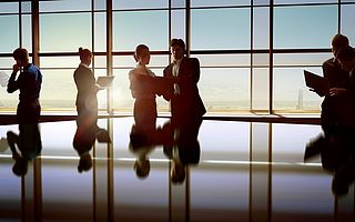 如何避免老公一毛钱股份都没拿到?投资人律师分享股权分配心得