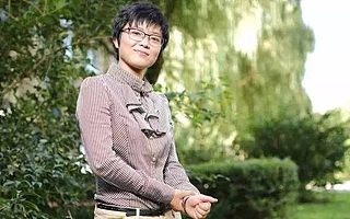 对用户有价值才能完成融资，她说创始人要干好三件事：找人找钱定战略