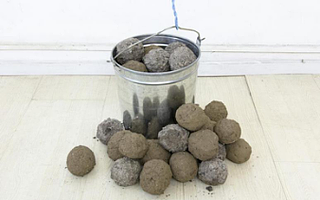 想象一个仅有物体存在的世界