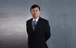 人物|徐耀昌:澆不滅的新藥夢,斬不斷的張江情