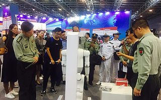 钢铁侠ART机器人亮相双创周闭幕式,我们借此回顾了它的成名史