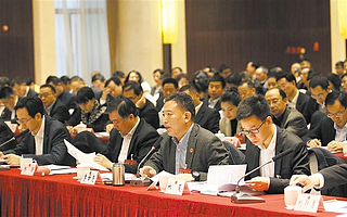 努力把成都各项工作做得更好为建设美丽繁荣和谐四川贡献更大力量