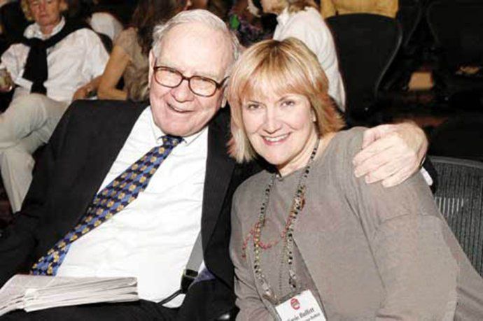 巴菲特女儿：我们姐弟三人都不接班