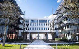 未来出行会怎样?宝马集团在首届“世界创新创业博览会”与全球智囊共话