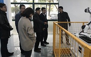 苏州市科技局党组书记、副局长吴伟澎一行调研吴中区科技人才工作