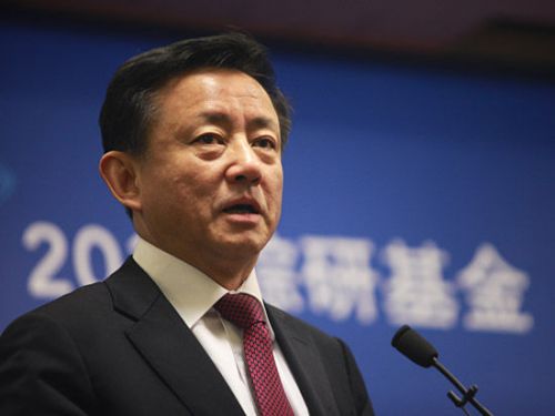 樊纲：想住大房子要到澳大利亚去