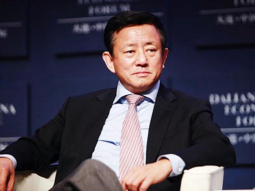 樊纲回应六个钱包买房：先买再还贷