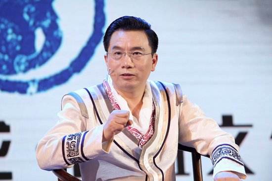 红星美凯龙老大车建新：人家王健林买飞机　我就不买